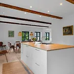 Brun - 1-5km From The Sea By Interhome