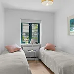 Feriehus Brun - 1-5km From The Sea By Interhome