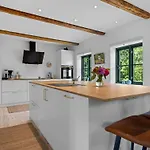 Brun - 1-5km From The Sea By Interhome Feriehus *